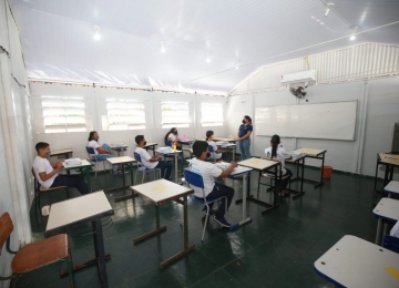 Educação de Goiás abre vagas para professores temporários em variadas áreas