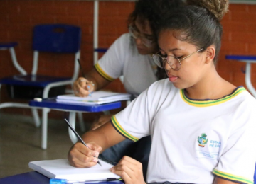 Estudantes da rede estadual de Goiás tem média maior que nacional na redação do Enem
