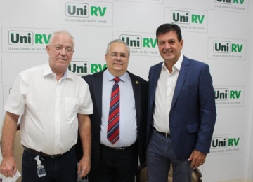Ex-Ministro Mandetta abre I Congresso Nacional Transdisciplinar da UniRV