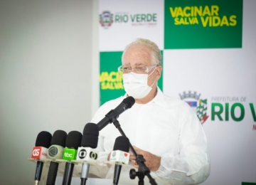 Rio Verde anuncia vacinação contra Covid aos moradores de 18 anos ou mais