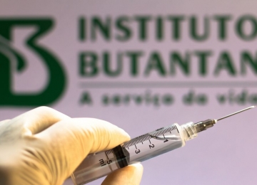 Instituto Butantan cria vacina própria contra a Covid e pedirá autorização para testes à Anvisa nesta sexta (26)