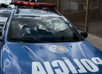 Polícia Militar prende homem após furto de carne e chinelos em supermercado de Rio Verde