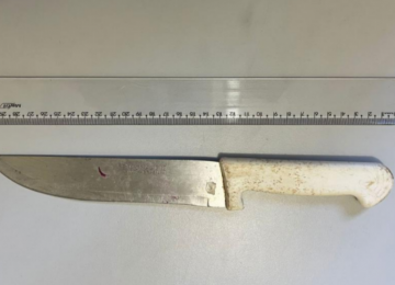 Mulher é mantida em cárcere e ameaçada com faca pelo companheiro