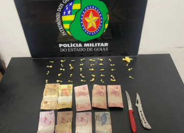 Polícia Militar estoura ponto de drogas e apreende crack no bairro Mutirão