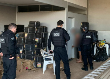 Construtor é acusado de exigir R$ 10 mil e ameaçar vítima com arma de fogo