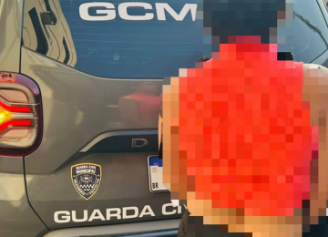 GCM conduz mulher após agredir idoso cadeirante e desacatar agentes na UPA Centro