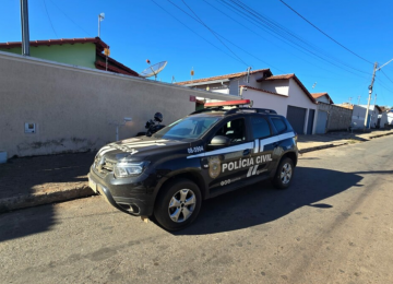 Escritório incendiado em Jaraguá: Polícia Civil identifica suspeito e apreende celular em operação