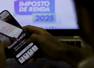 Receita Federal libera consulta ao 3º lote de restituição do Imposto de Renda 2025; 7,2 milhões serão contemplados