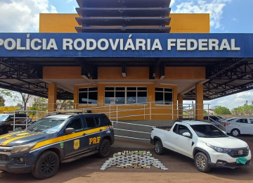 PRF apreende 80 kg de drogas escondidas em veículo durante fiscalização em Montividiu
