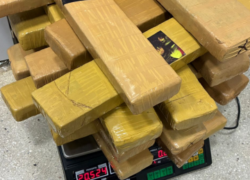 Batalhão Rural apreende 100 kg de maconha e prende traficante na zona rural de São Simão