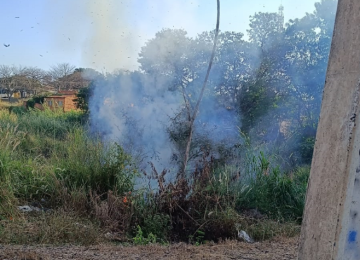 Foco de incêndio é registrado em lote no Setor Morada do Sol, em Rio Verde