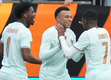 França assume liderança do ranking da Fifa e Brasil cai para a sexta posição a 71 dias da Copa