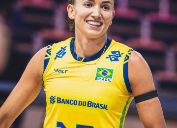 Jogadora brasileira de vôlei é eleita a segunda melhor do mundo em 2025