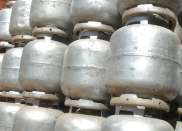 Governo anuncia pacote emergencial para conter alta do diesel e gás de cozinha 