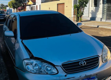 Gestante fica ferida após colisão entre dois carros no Jardim América, em Rio Verde
