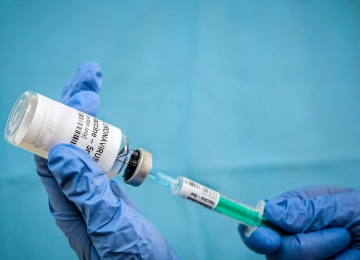 Vacina de Oxford contra a Covid apresenta diferentes níveis de eficácia de acordo com a dosagem