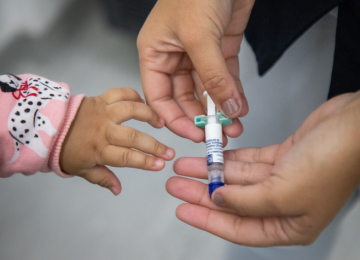 Goiás recebe mais de 25 mil doses de vacina para ampliar proteção infantil contra meningite e pneumonia