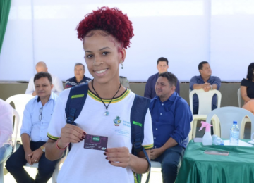 Governo de Goiás anuncia reajuste de até 38% no Bolsa Estudo para alunos da rede estadual