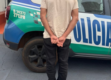 Homem atira garrafa na companheira após ex-namorado ir ao local de trabalho dela, em Maurilândia