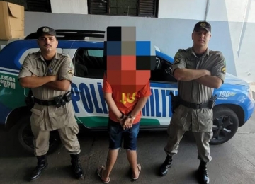 Homem é preso por desacato e injuria racial contra duas mulheres em Rio Verde