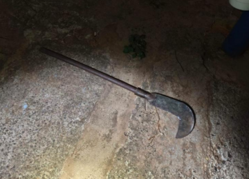 Homem é preso após ameaçar os pais com armas brancas no bairro Jardim das Palmeiras