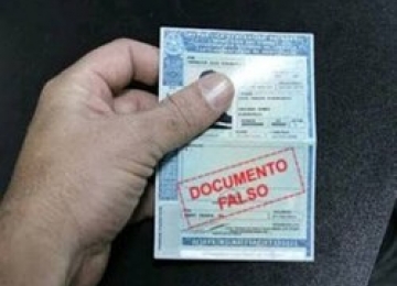 Homem é preso após usar documento falso em Rio Verde