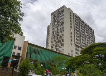 Hospital das Clínicas da UFG abre inscrições para processo seletivo com salários de R$ 9,9 mil