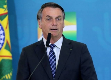 Tendência é vetar repasse de R$ 2 bilhões ao Fundo Eleitoral, diz Bolsonaro