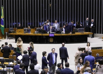 Câmara aprova novas regras para coleta de DNA de condenados no regime fechado