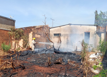 PM prende suspeito de provocar incêndio em lote no Bairro Martins