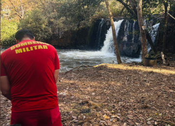 Jovem de aproximadamente 22 anos morre afogado em cachoeira na zona rural de Rio Verde