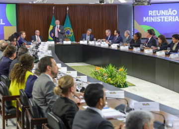 Lula confirma Alckmin como vice em 2026 e se despede de ministros que disputarão eleições