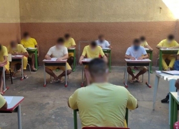 Mais de 100 detentos goianos são aprovados no Encceja 