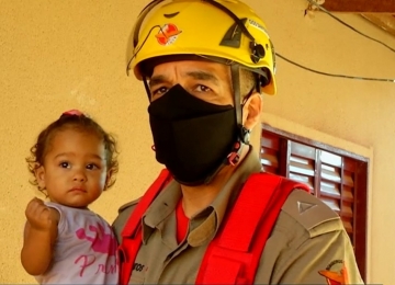 Bebê que se afogou em balde em Rio Verde sai da UTI após uma semana de internação