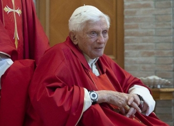 Morre Papa Bento XVI aos 95 anos