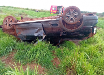 Motorista morre ao sair da pista e capotar na GO-210 em Rio Verde