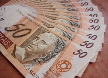 Guarda Civil apreende R$ 3 mil em notas falsas em Quirinópolis 