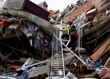 Novo terremoto atinge a fronteira entre Turquia e Síria 