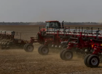 O AGRO INTERIORANO E A GERAÇÃO DE EMPREGOS: UM PILAR PARA A ECONOMIA LOCAL