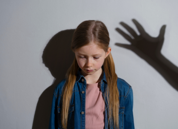 O BRASIL PRECISA SABER: ABUSO SEXUAL INFANTIL É CRIME