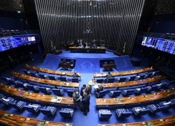 PEC da Transição é aprovada no Senado e segue para a Câmara dos Deputados