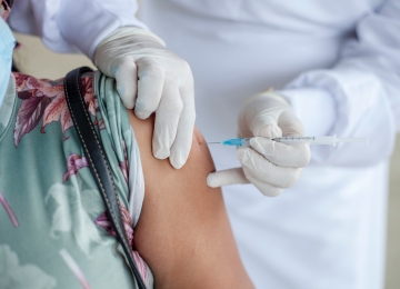 Julho é o mês com maior quantidade de vacinas contra a Covid-19 aplicadas no Brasil