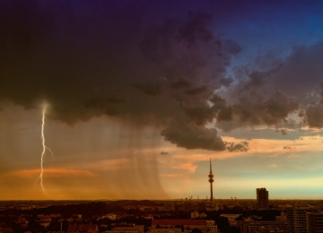 Apesar de tempo seco e quente, possível chuvisco é avisado por meteorologistas ao Sudoeste de Goiás
