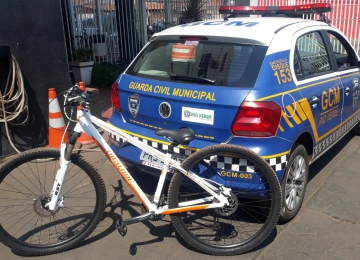 GCM recupera bicicleta roubada e prende suspeito