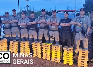 Operação entre Minas e Goiás apreende drogas e recupera carro