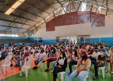 PM realiza palestra para quase 500 alunos em Montividiu