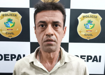 Polícia Civil prende homem que fingia ser auditor fiscal para aplicar golpes contra comerciantes em Rio Verde