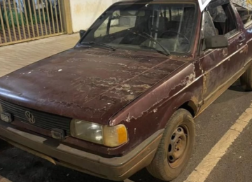 Polícia Militar localiza e recupera carro furtado em área de mata em Rio Verde