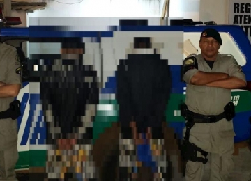 Policia deteve três homens por roubo em bairros distintos de Rio Verde