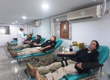 Forças de segurança fazem doação de sangue nos Hemocentros de Goiás nesta sexta-feira
